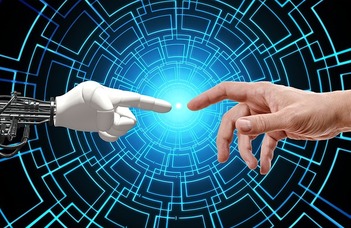 Felkar protézisek, beszédkommunikáció és intelligens interakciók