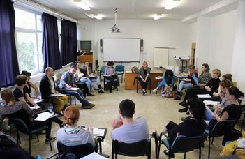 Folyamatos a jelentkezési lehetőség a 2018-19-es tanév I. félévi szakirányú továbbképzéseire